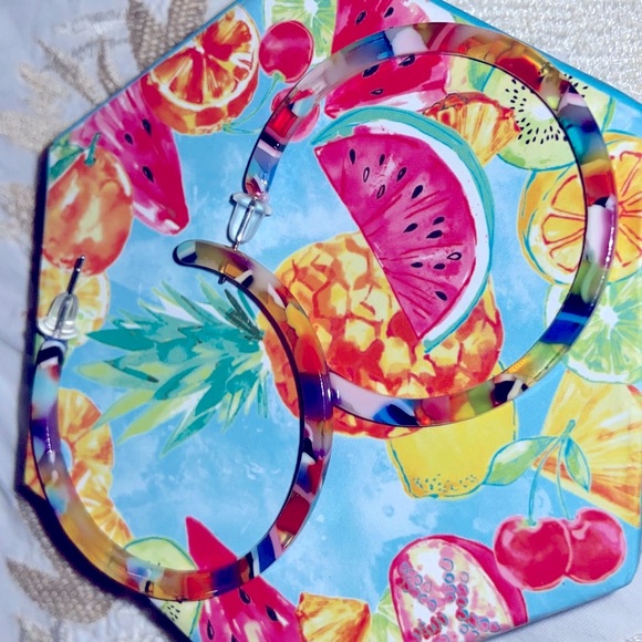 🌈 NWT Colorful Confetti 🍭Hoops 🍬 1.50” Super Lightweight Earrings , Two Pair ✌️ - Picture 10 of 11